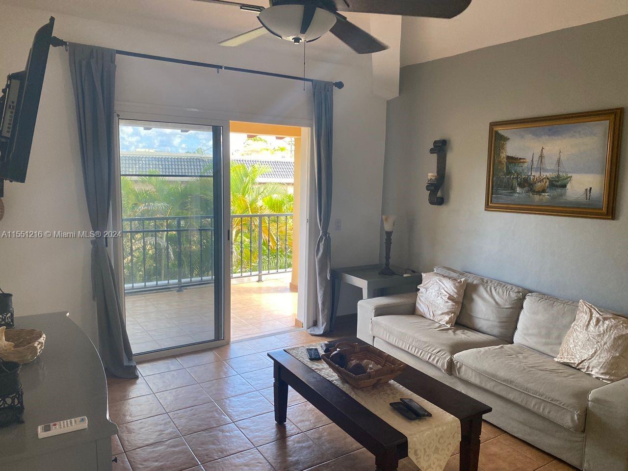 Beautiful Condo Villa Townhouse
